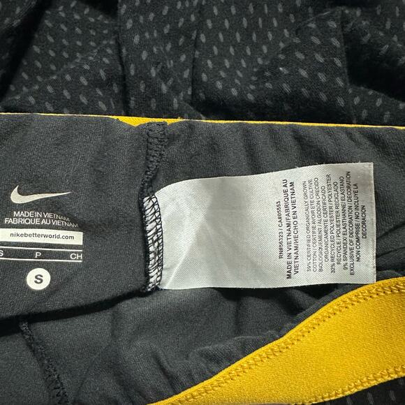 Nike Iowa Hawkeyes Legging Womens S Small Stretch Black Grey Dotted Spellout - Picture 7 of 9